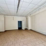 Lokal na sprzedaż